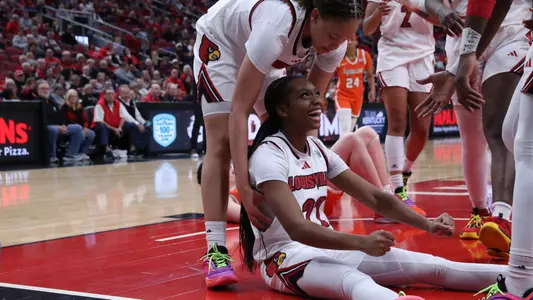 Tajianna Roberts Celebrates Against Syracuse