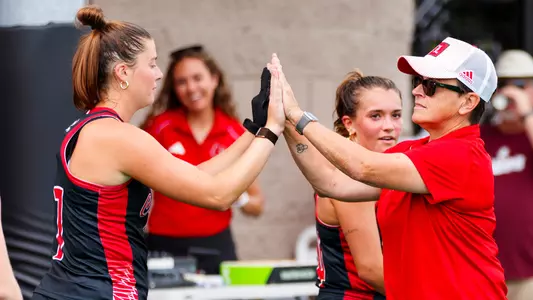 Justine Sowry and Gigi Edwards during team introductions