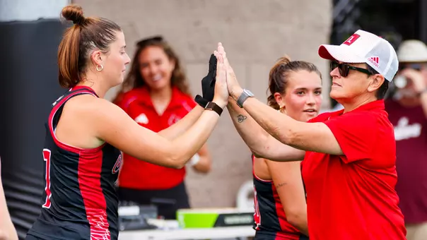Justine Sowry and Gigi Edwards during team introductions