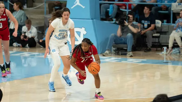 Tajianna Roberts dribbles versus North Carolina