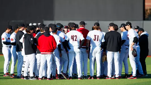The Cardinals before playing Kentucky.