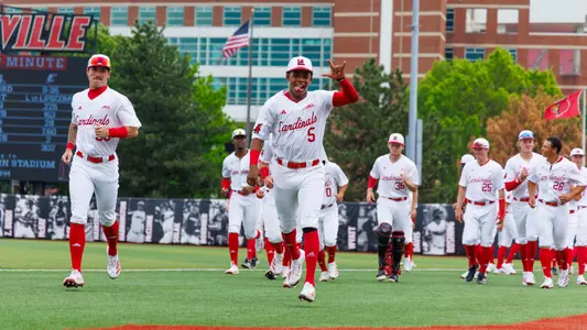 Kamau Neighbors before playing EKU.