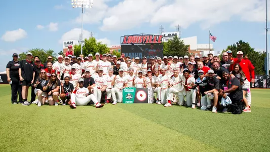 The Cardinals after winning the 2025 Louisville Super Regional.