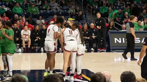 Cards huddle against Notre Dame