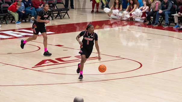 Reyna Scott dribbles against Stanford