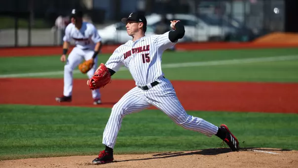 Colton Hartman pitching against NKU.