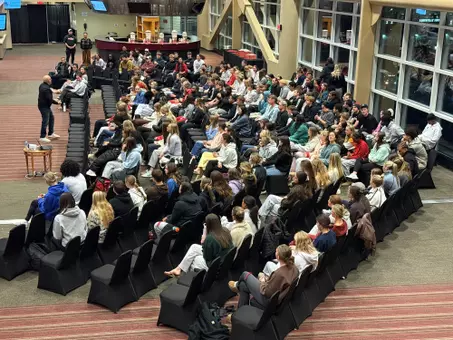 Dr. Derek Greenfield meets with UofL students