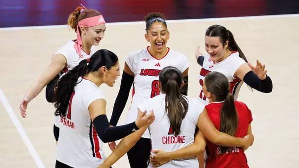 Louisville volleyball celebrates during spring match vs Tennessee