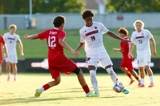 Nicholas Parham looks to pass during the game against IU Indy at the Dr. Mark and Cindy Lynn Stadium on August 20th, 2026.