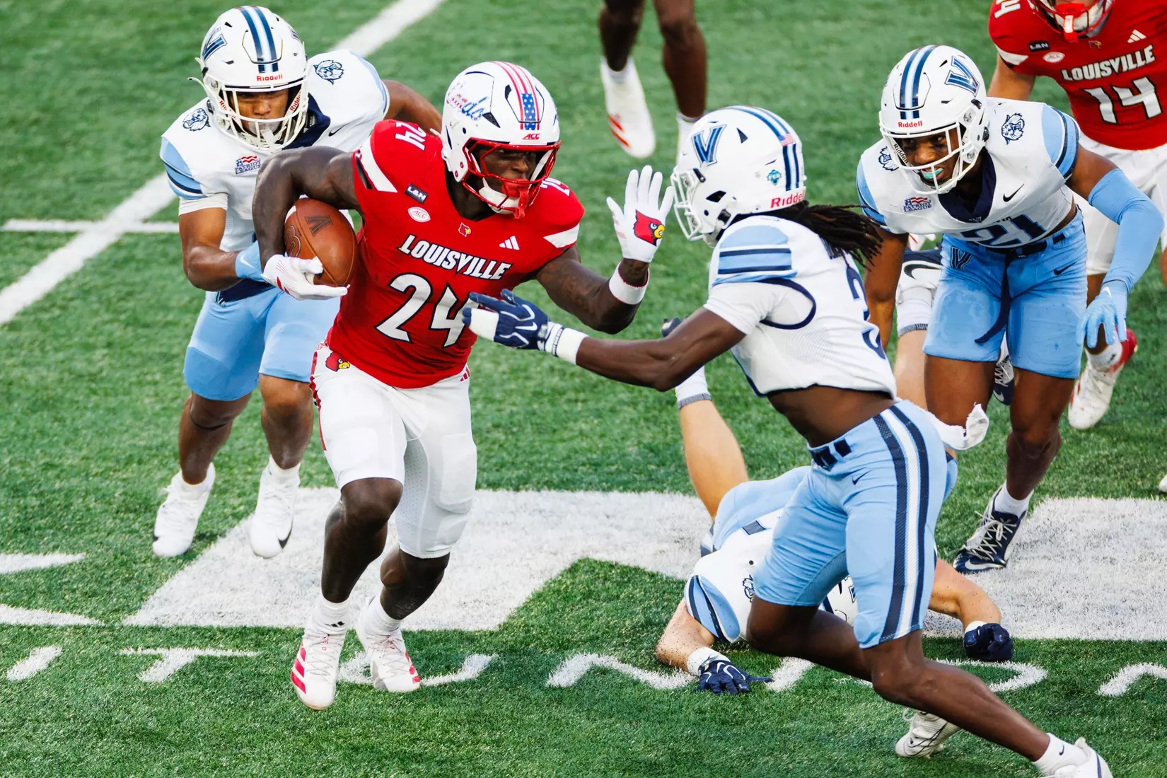 Marquise Davis runs the ball during the game against Villanova at the L&N Stadium on September 11.