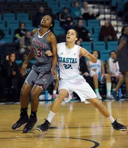 Savanah Pippin recorded 11 rebounds.