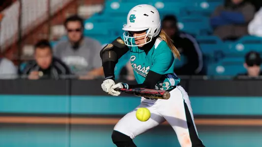 Bri Chiusano extended her hitting streak to seven games on Friday.