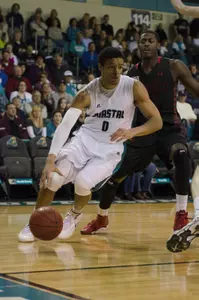 Junior Warren Gillis