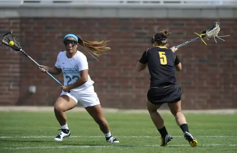 Lily Yednock led the chants with four caused turnovers in Saturday's 15-4 win.