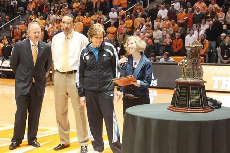 Hallie King accepting the Naismith Good Sportsmanship Award in 2010.