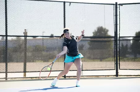 No. 114 Laura Mary fell to No. 54 Ingrid Gamarra Martins on the third singles court.