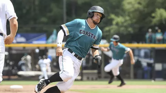 Cory Wood 2018 action running bases