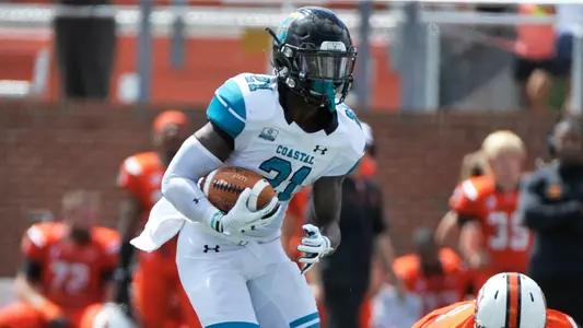 Marcus_Outlow_at_Campbell_9_22_18_action_1.jpg