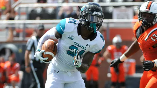 Marcus_Outlow_at_Campbell_9_22_18_action_3.jpg_