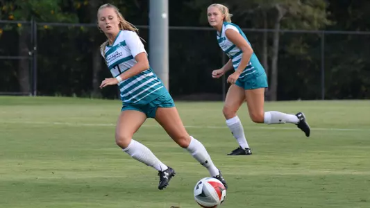 Mackenzie Gibbs vs UNCW