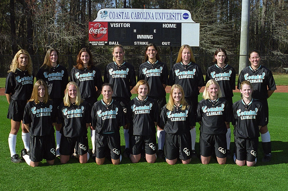 2000 Coastal Softball Team