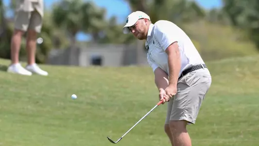 Zack Taylor chip shot at The Hayt (3-31-19)