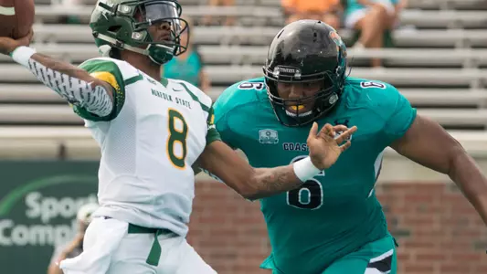 Sterling_Johnson_vs_Norfolk_2_9_14_19_Myron_Shuler