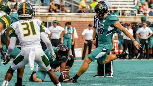 Kiernan_Colahan_vs_Norfolk_State_1_9_14_19_CCU_Photo