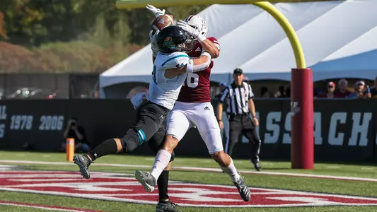 Kameron_Burton_at_UMass_1_9_21_19_Brian_Foley