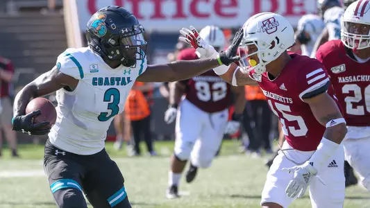 T_Qele_Holmes_at_UMass_1_9_21_19_Brian_Foley