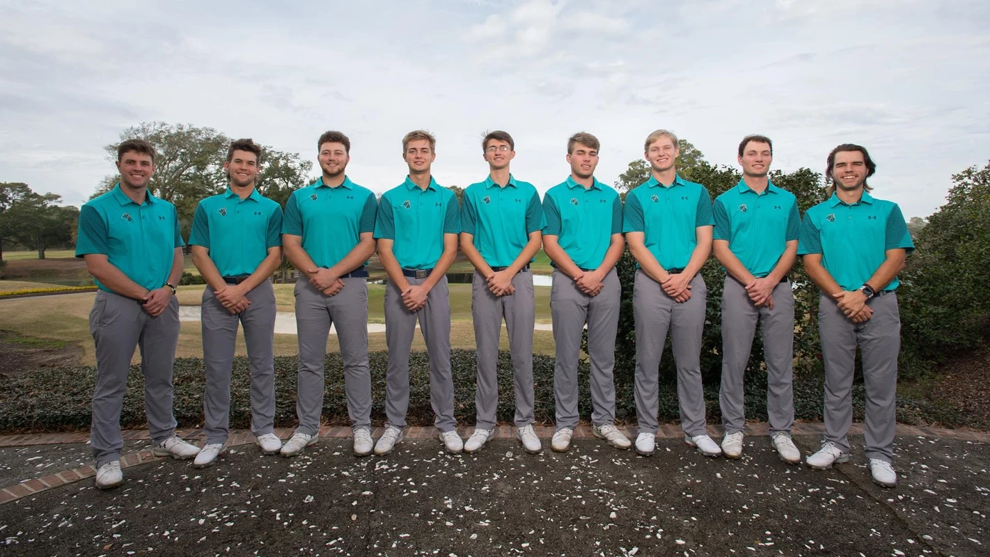 2019-20 Men's Golf Team Photo