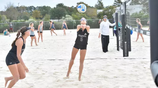 beach volleyball action fall 2019