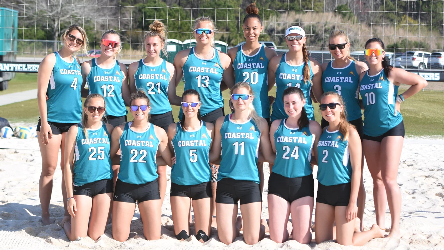 2020 Coastal Carolina Beach Volleyball Team Photo