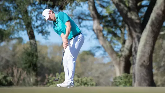 Tyler_Gray_at_General_Hackler_Championship_1