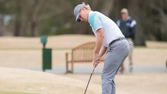 Tyler_Gray_at_General_Hackler_Championship_2