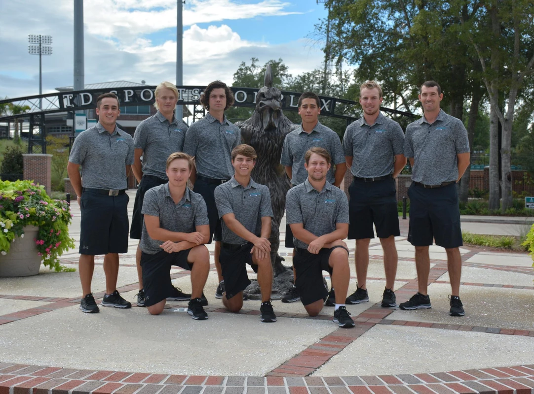 2016-17 Men's golf team photo