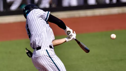 Nick_Lucky_vs_Kennesaw_State_1_CCU_Photography