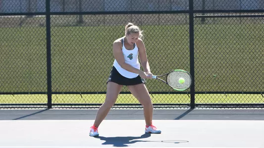 Urelli returning with backhand