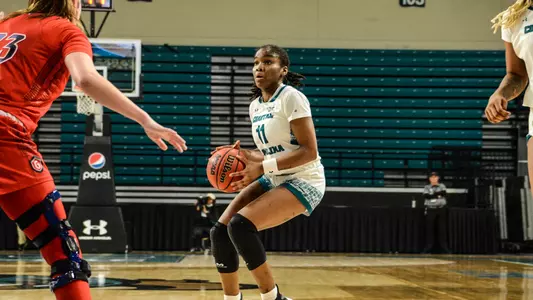 Angie jumper vs Saint Mary's