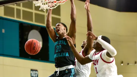 Ahmard Harvey dunk versus Troy (2021)