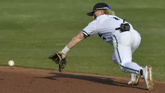 Dale Thomas diving play in the field (2021)