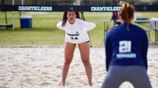Elena_Sanchez_vs_UNCW_action_1.png