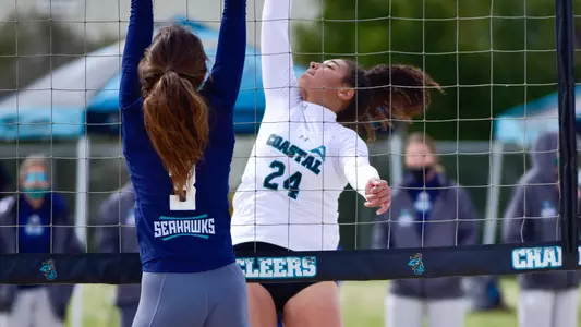 Elena_Sanchez_vs_UNCW_action_2.png