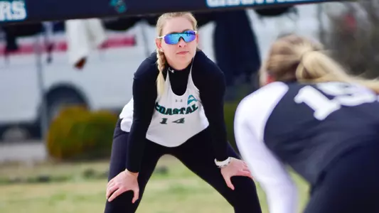 Kendra_Lukacs_vs_UNCW_action_4.png