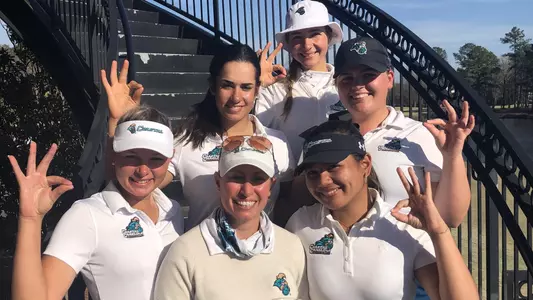 Women's golf team