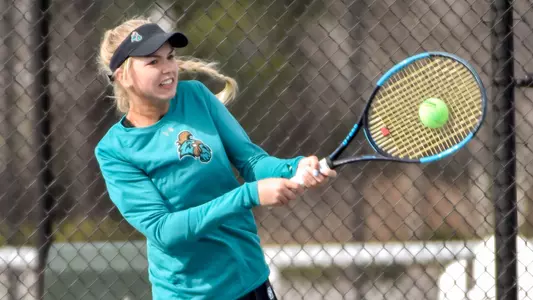 Jesse_Hollins_vs_UNCW_14_2021_CCU_photography.png