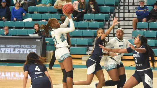 Angie Juste-Jean jumper vs Ga Southern