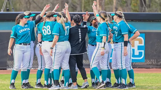 SB_Team Huddle