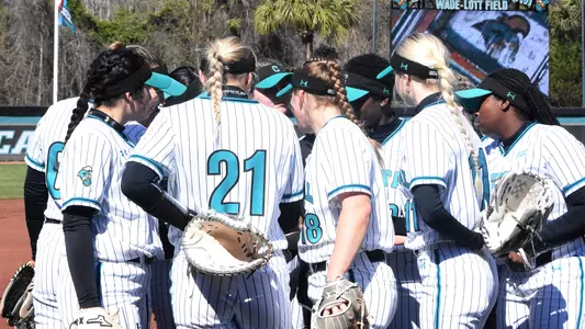 Team Huddle_South Carolina