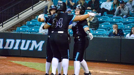 De Jesus Hug